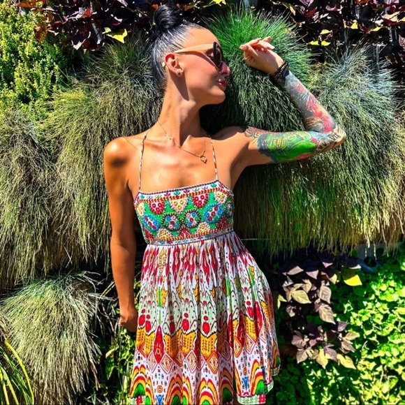 🦋 BLOGGERS FAVORITE 🦋 ZARA MULTICOLOURED SHORT EMBROIDERED DRESS SIZE S - Picture 2 of 16